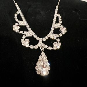 Crystal teardrop necklace